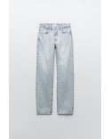 HIGH-RISE SLIM JEANS